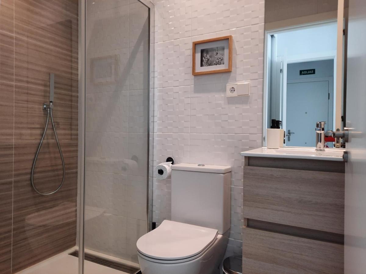 Apartamento Dindurra Centro Playa - Posibilidad Parking Gratuito Gijon Bagian luar foto